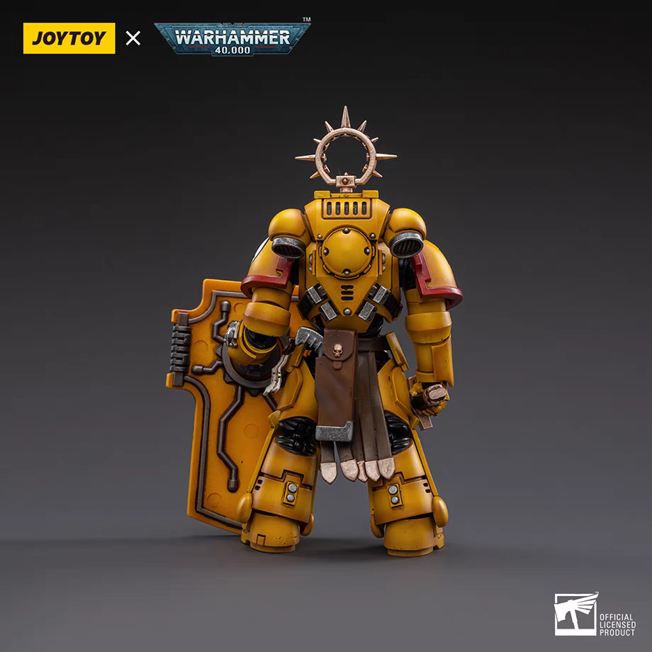 JOYTOY Warhammmer 40K 1/18 Action Figure Imperial Fists Veteran Brother Thracius Anime Figures Toys Model